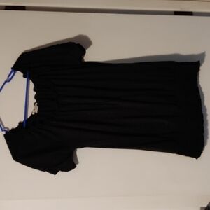 Black ruffled blouse with elastic bottom